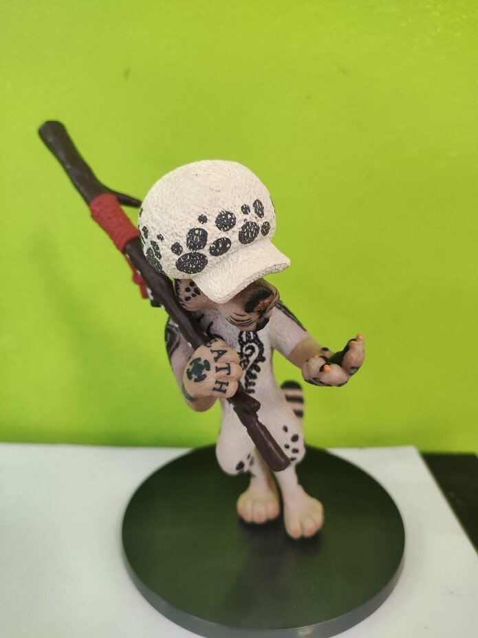 SNOW LEOPARD ONE PIECE - FIGURAS 