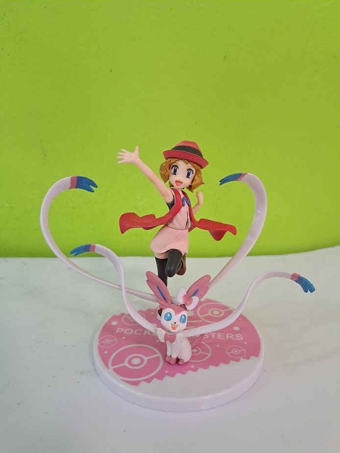 SERENA & TAKARA POKEMON - FIGURAS 