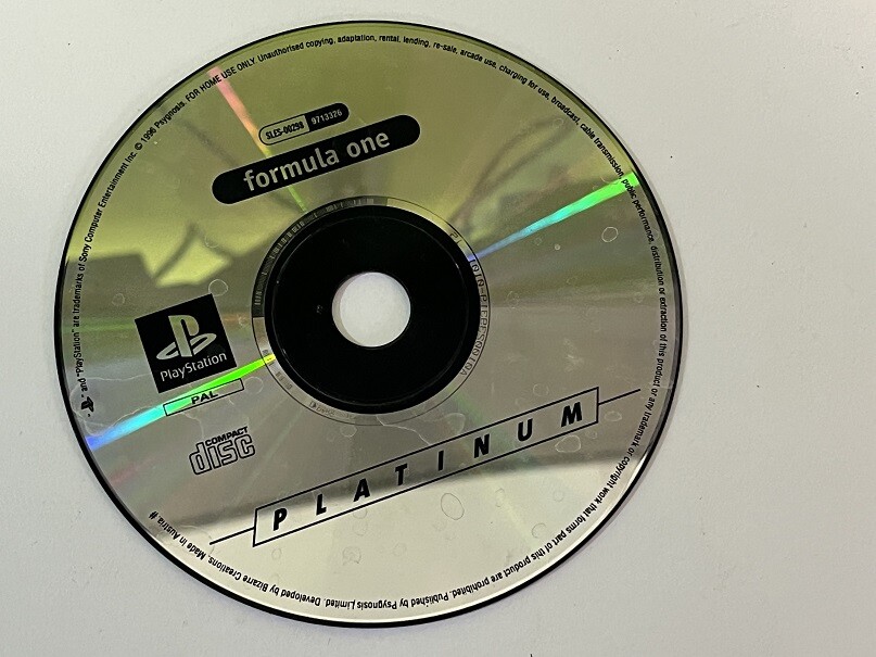 FORMULA ONE PLATINUM - PS1 - SOLO DISCO