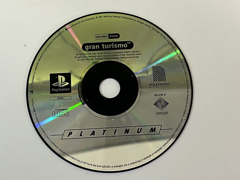 GRAN TURISMO PLATINUM - PS1 - SOLO DISCO